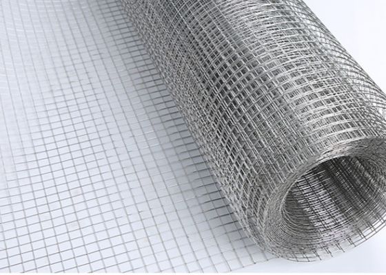 30m BWG 22 23 Galvanised Welded Wire Mesh Roll Fencing For Chicken Cages